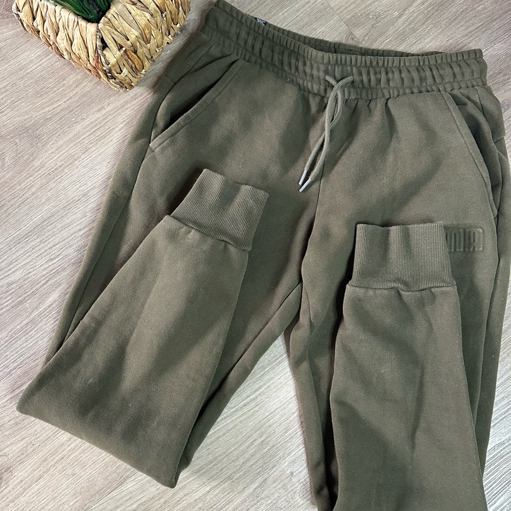Excellent condition like new worn x 3 teenage boy growth spurt .
